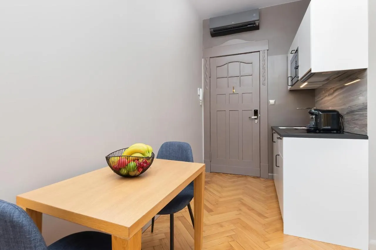 Sopot Rivoli Apartments Near The Beach & Pier By Noclegi Renters פולין